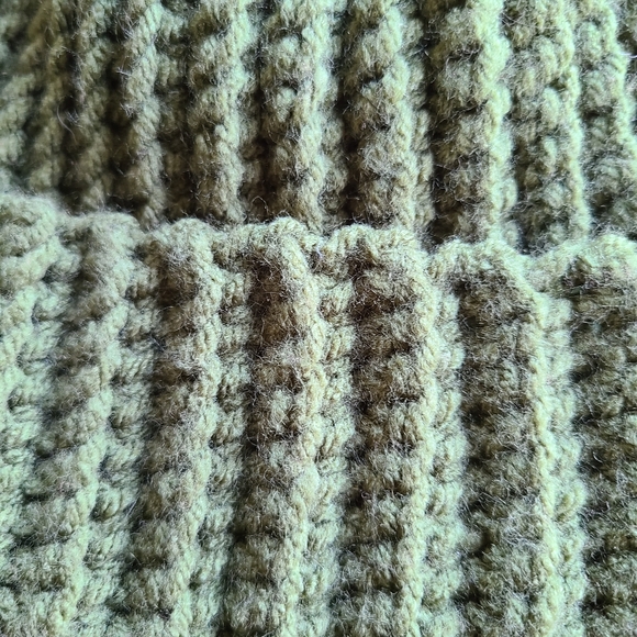New Ribbed Crochet Toque Beanie Forest Green - Picture 5 of 5